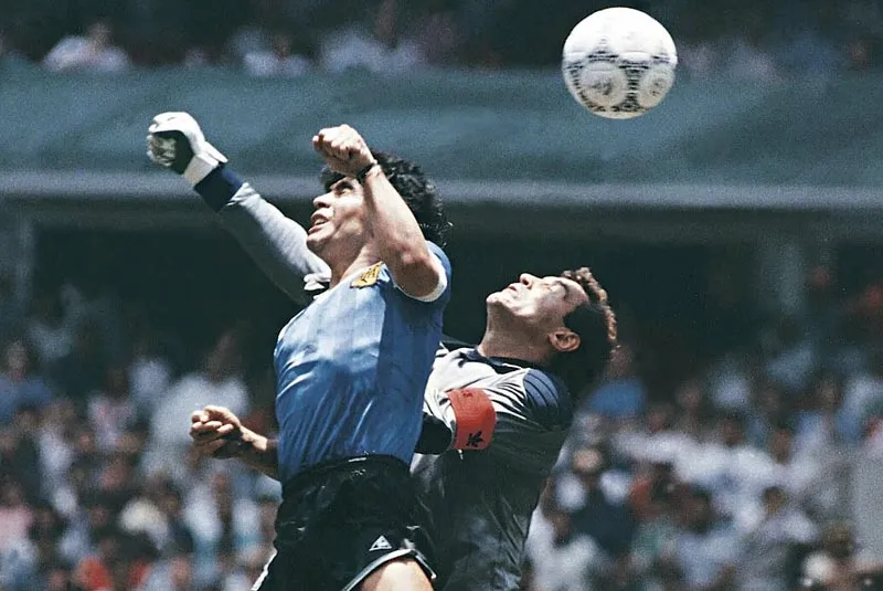 Cú Xoay Compa Của Maradona Là Gì? Hướng Dẫn Cách Thực Hiện