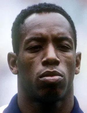 Ian Wright Là Ai? Thông  Tin Chi  Tiết Về Cựu Cầu Thủ Người Anh