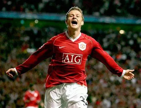 Ole Gunnar Solskjær Là Ai? Sự Nghiệp Bóng Đá Thành Công Của Anh