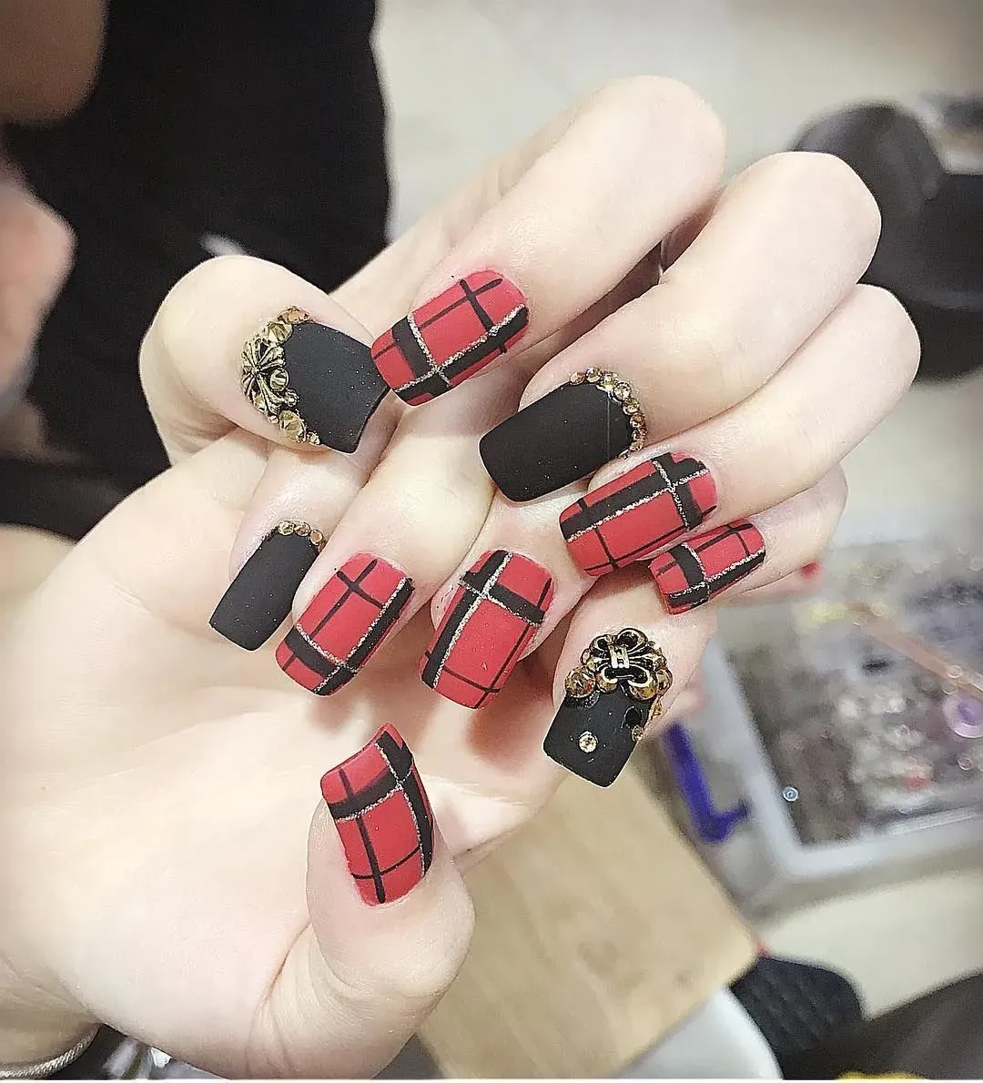 Top +10 Cửa Hàng Nail Ở Hà Nội Rẻ Mà Đẹp Cực Nổi Tiếng