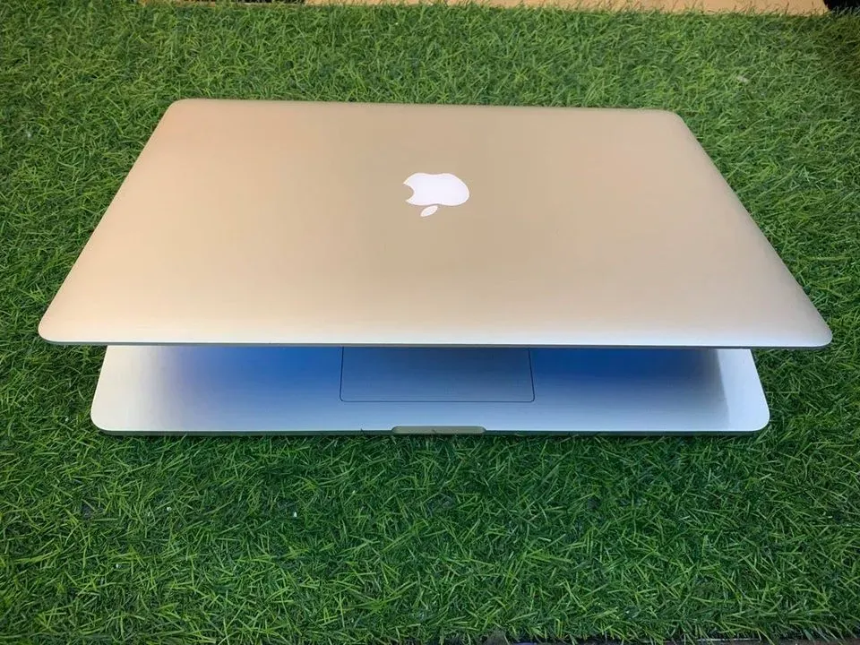 Top +10 Địa Chỉ Cung Cấp Macbook Cũ Tại Hà Nội Giá Tốt Nhất