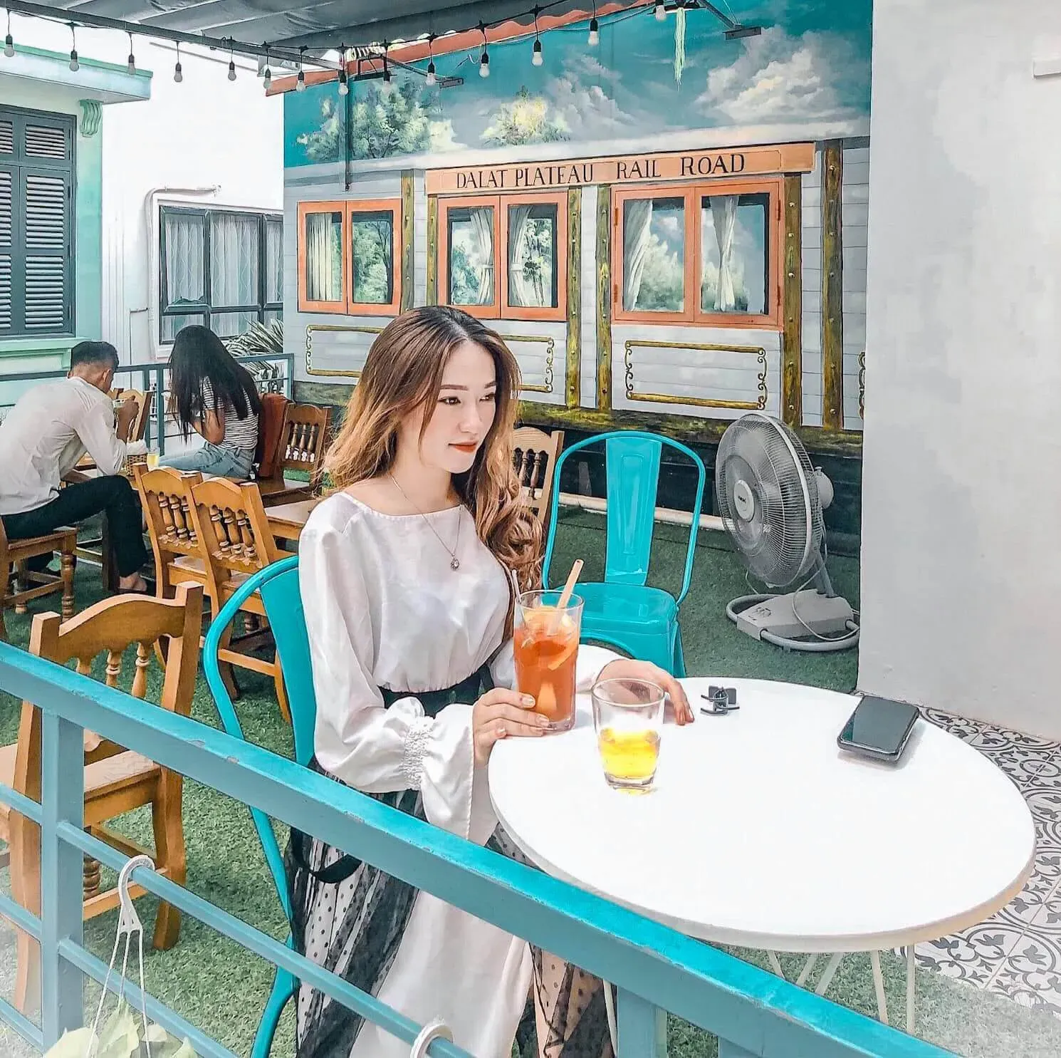 Top +10 Quán Cafe Check In Đẹp Tại Hà Nội Tha Hồ Sống Ảo