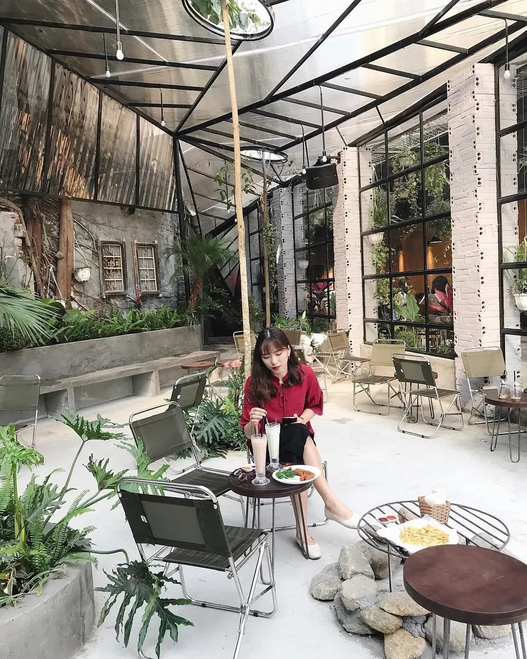 Top +10 Quán Cafe Lãng Mạn Ở Hà Nội Dành Cho Cặp Đôi