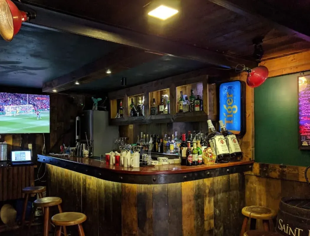 Top +12 Quán Pub Ở Hà Nội “Chất” Nhất Dành Cho Giới Trẻ